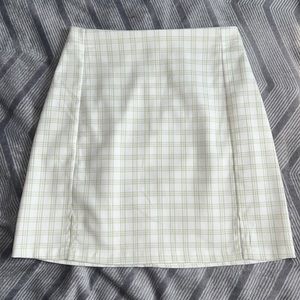 Brandy Melville mini skirt